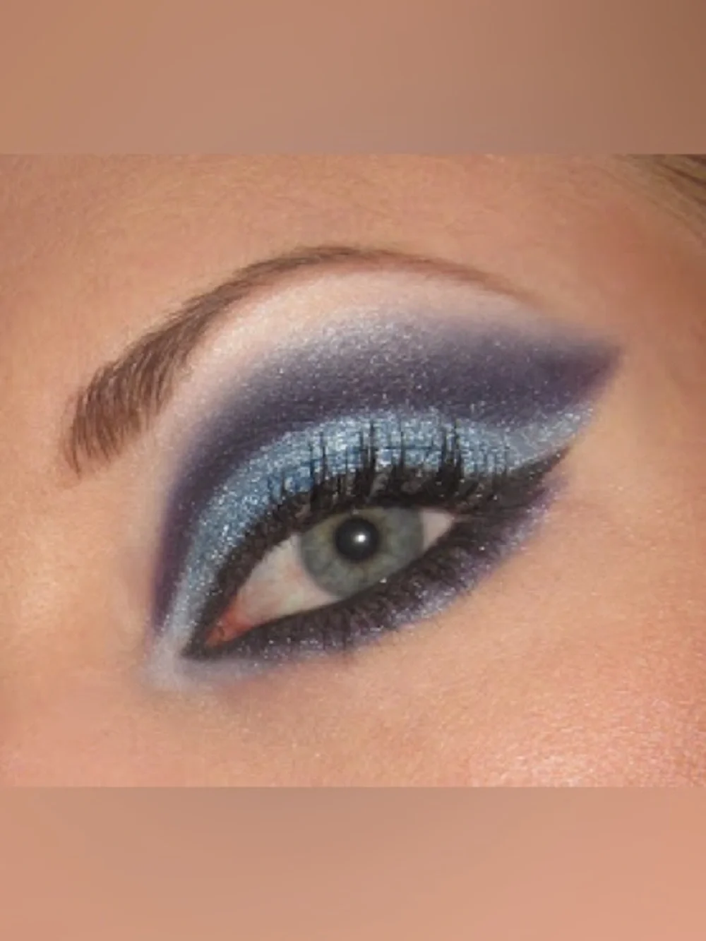 NWT NYX Ultra Pearl Mania Loose Powder Eye Shadow - Baby Blue LP08